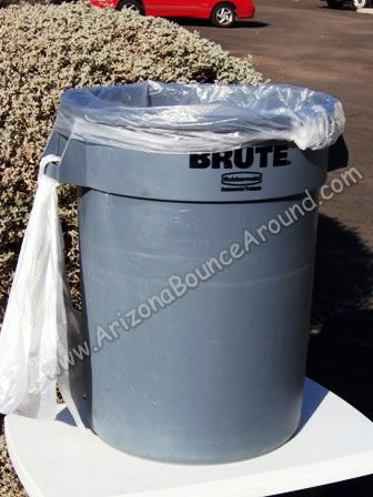 33 Gallon Trash Cans