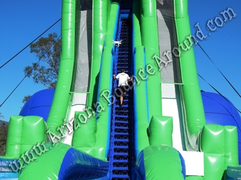 https://www.arizonabouncearound.com/upload/Worlds%20tallest%20inflatable%20water%20slide%20with%20duel%20lanes%20in%20Arizona.jpg